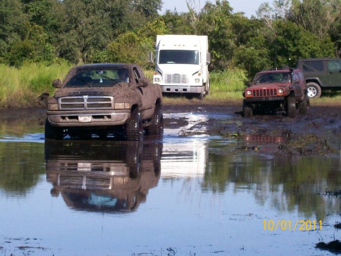 2011-Oct-01 HGR4X4 Cookout 110